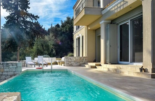 Katsimatika Villa | Instaworthy Views - Ace Location - Private Pool