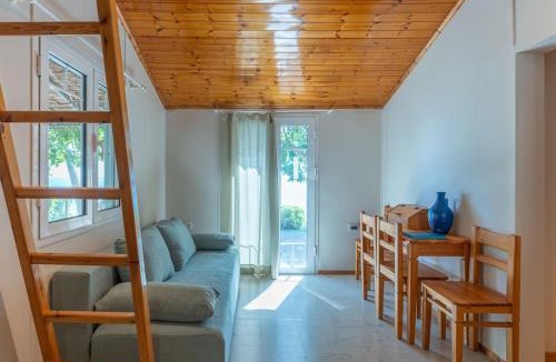 Zalongo House | Ionian Cape seaside apartment