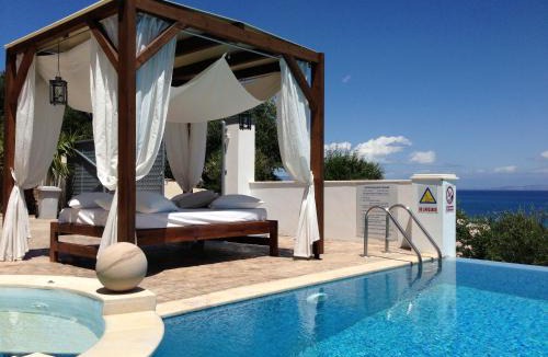 Notos Villa | Ionian Pearl Luxury Spa Villa