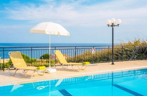 Skala Villa | Ionian Sea Villas - Nine Bedroom Villa, Sleeps 24