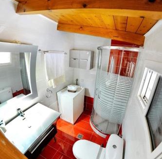 Vlicho Apartment | Irene home