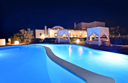 Fira Villa | Irene's Villa