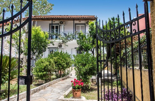 Agios Gordios Apartment | Irini apartment, 2 bedrooms, central Agios Gordios, 5 minute walk to the beach.