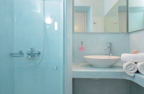 Plaka House | Irini Studios