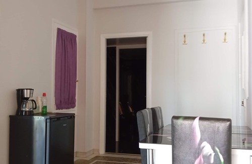 Elefsina Apartment | IRIS Baroque aparment