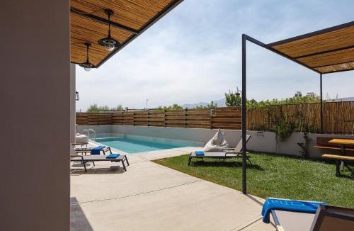 Sfakaki Villa | Iron Villas - Nefeli & Oniros