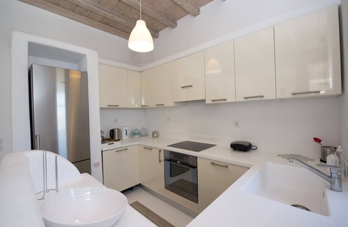 Psarou Villa | ISholidays Mykonos villa Azurite