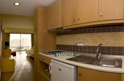 Pefkos Apartment | Island Blue Hotel