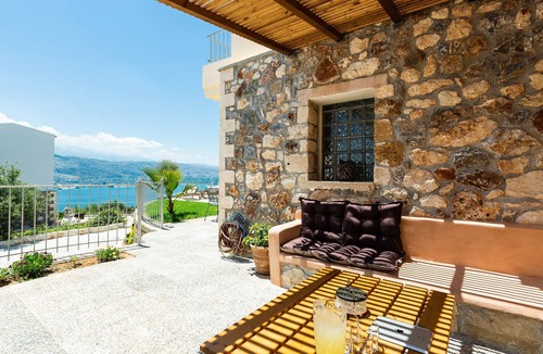 Pitharion Villa | Istros Villa II, Pool, BBQ & Heated Spa Whirlpool