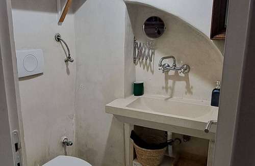 Chios Apartment | It is a five minute walk from the port and five minutes drive from the airport.