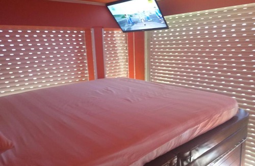 Spata-Artemida Apartment | Jaccuzi Airport House