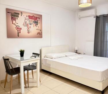 Pallini Apartment | Jacuzzi studio close to athens airport!