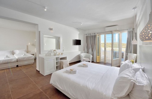 Psarou Hotel | Jenny's Summer Houses