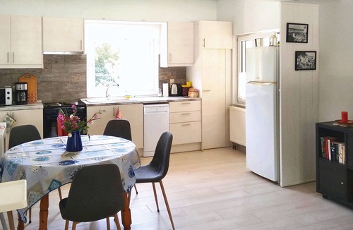 Kerameies House | Joleni Cottage: peaceful, accessible nature retreat, only minutes from beaches