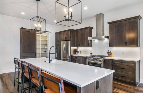Alfalfa House | Juniper Ranch - Golf Cart Included | Sleeps 10