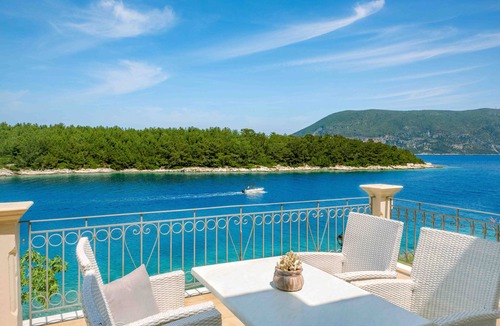 Fiskardo House | JUST LISTED Captain's Quarters at Fiscardo Waterfront - feel the breeze