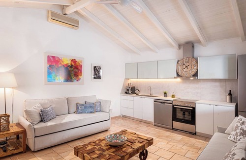 East Mani Apartment | K Waterfront Residence In Mani