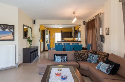 Kato Galatas Villa | Kalamaki Boutique Villa, Heated Pool, 5' From Beach