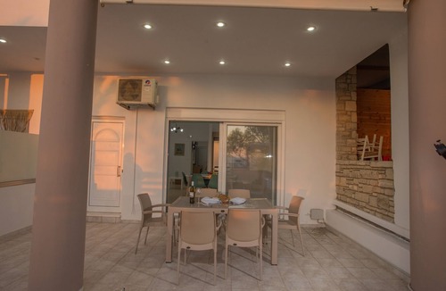 Neo Kalamaki Apartment | Kalamaki Riviera Deluxe Apartment