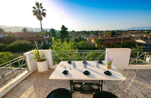 Agii Apostoli House | Kalamos sea view villa Beach walking distance