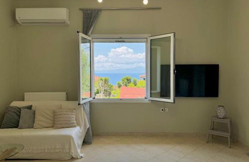 Paralia Vergas Apartment | KALIMERA Suite Kalamata