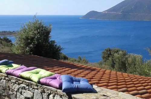 East Mani Cottage | Kalivia House - Entire Home