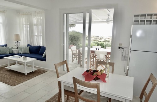 Naxos Villa | Kamari: Greek Paradise with private pool & Jacuzzi