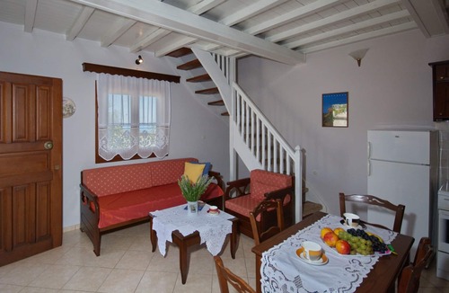Votsi Villa | Kamelia Villa 1 in Alonissos