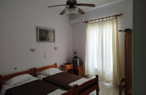 Skopelos Apartment | Karagiozos Studios & Apartments