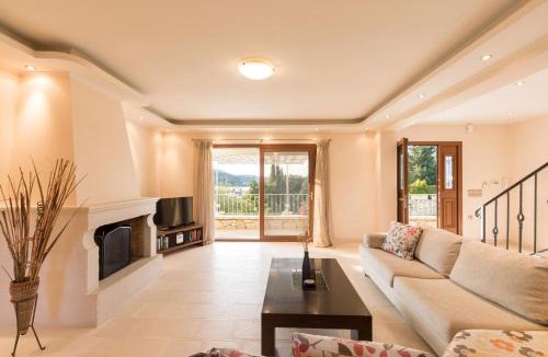 Kassiopi Villa | Kassiopi View Villas-Corfu-Villa Christos-4 bedrooms-big private pool-sea view-prime location