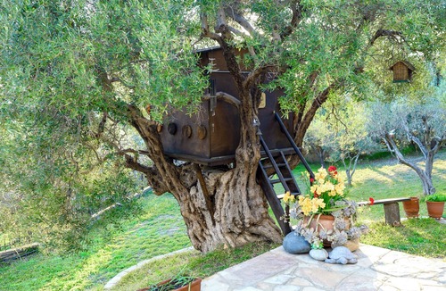 Nikita Apartment | Kastri Treehouse- Sea View Family Living