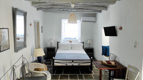 Kastro House | Kastro Gate Apartment ,entrance to an ancient village