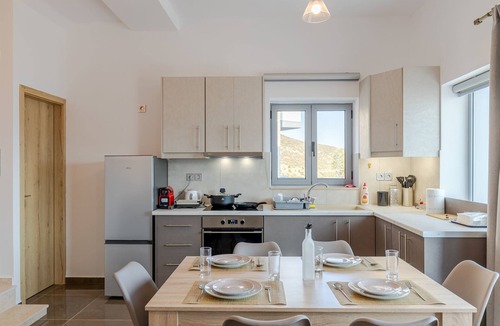 Monemvasia House | Katerinas Villa 1 - Monemvasia Beachfront Serenity