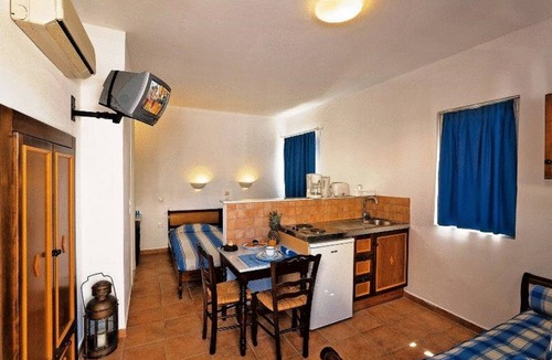 Lardos House | Katikies Studios & Apartments