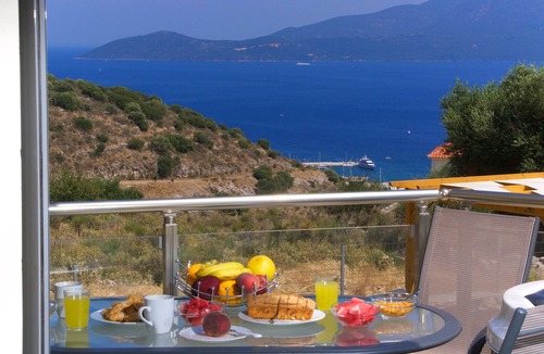 Aetos Villa | 𝐊efalonia 𝐇orizon 𝐕illa 2- Amazing sea & mountain view w/private heated pool