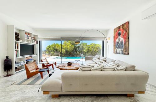 Kilada Villa | Kilada on the Rocks
