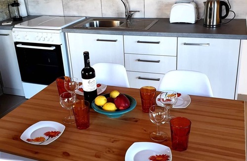 Kamilari Apartment | Kipos, Pano Apartment on the outskirts of Kamilari (Metochi)