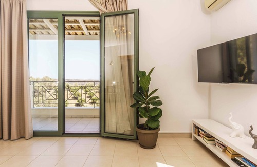 Agia Galini Apartment | Klio Apartment Stunning Retreat with Pool & Panoramic Views Near Agia Galini
