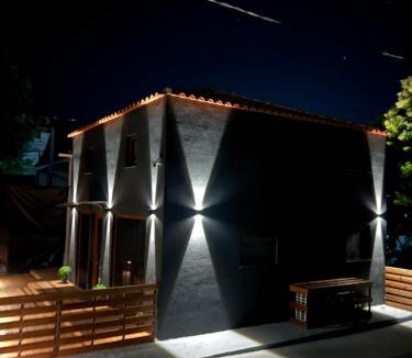 Kalambaka Villa | Korifes Meteora lithari 01