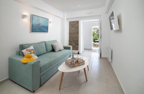 Paleopolis Apartment | Korina's Suites