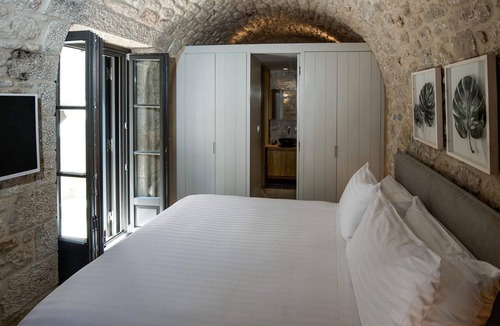 Oitylo House | Korona Boutique Hotel - Deluxe Room