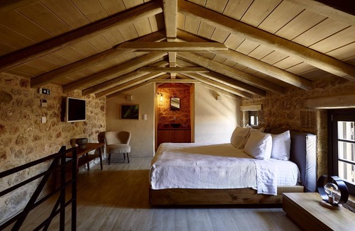 Oitylo House | Korona Boutique Hotel - Executive Suite