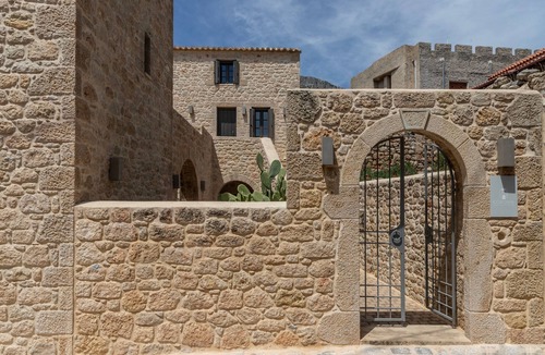 Oitylo House | Korona Boutique Hotel - Junior Suite
