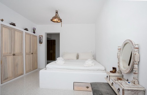 Apollonia House | Koufiakas Boathouse