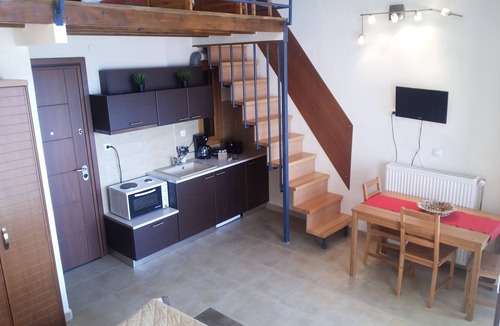 Ano Poli Apartment | Kripis Studio Thessaloniki with Excellent view
