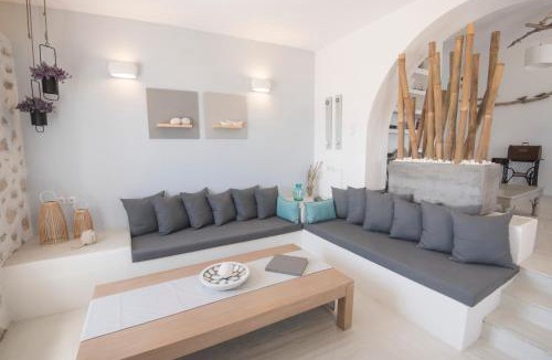 Naousa House | KYMA Seafront Exceptional 2BD house in Naousa