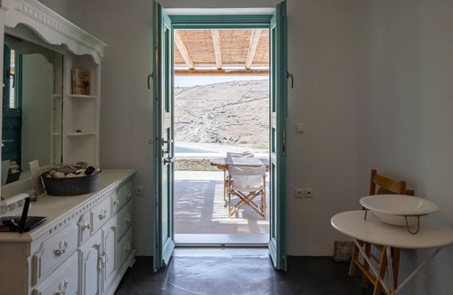 Kithnos House | KYON Beach Suite-B 2min by the sea Skilos, Kythnos