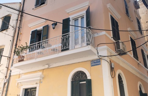 Old Town Apartment | La Cantada - Renovated apartment in Corfu town