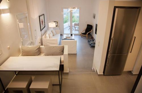 Paliki Apartment | La Casa Bianca