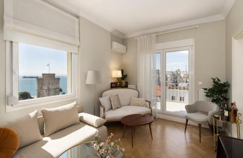 Thessaloniki City Centre Apartment | La Maison Dorée - Elegant Stay with Unique View by BiNoBi!